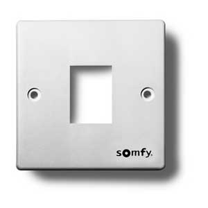 WHITE PLATE FOR DC ROCKER SWITCH (FLUSH) - 9137159 - 1 - Somfy